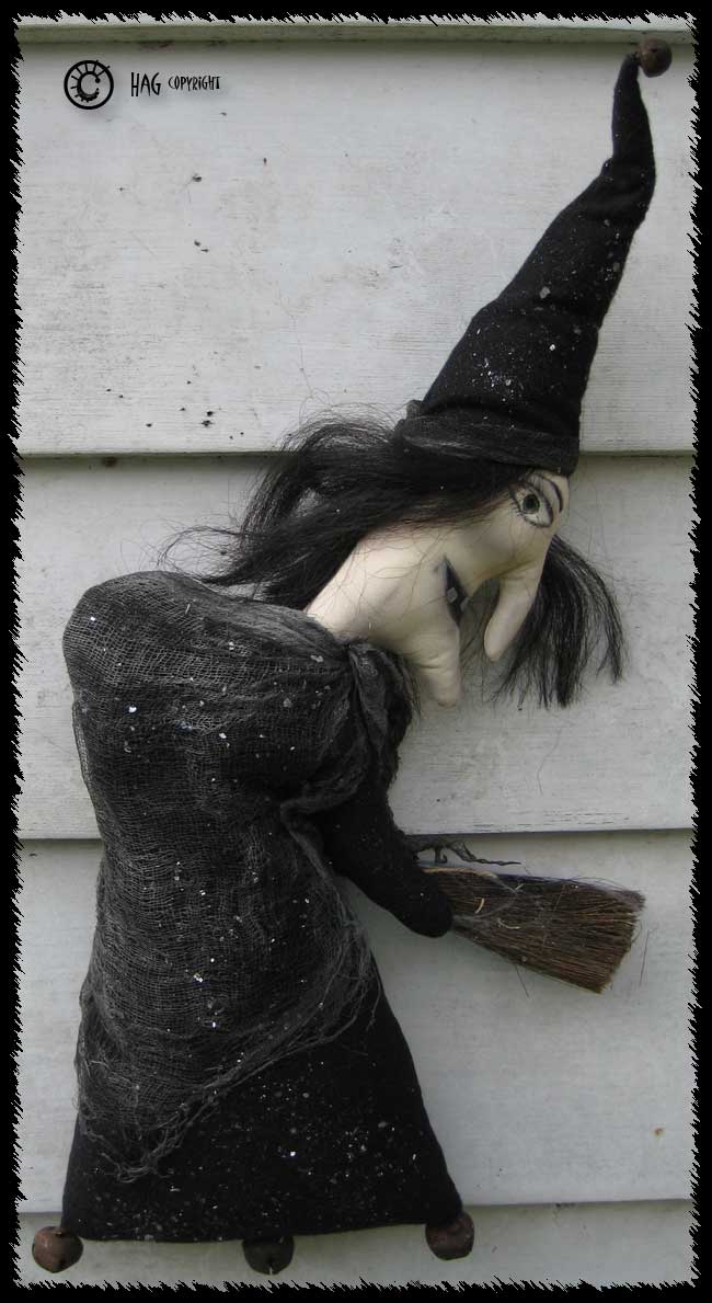 41HH_SlantedWitch_L01